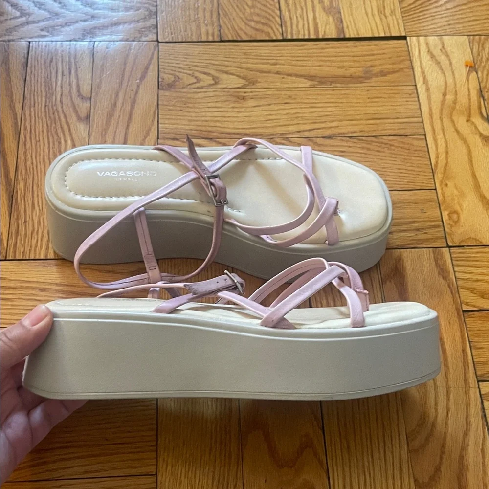 Vagabond Lilac Strappy Platform Sandals - Picture 3 of 12